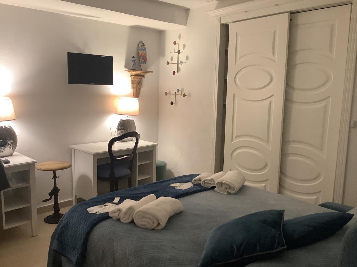 Tinnyhouse Naples Luaran gambar