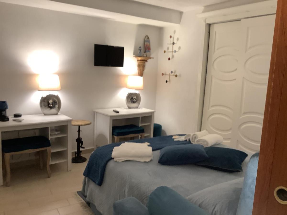 Tinnyhouse Naples Luaran gambar